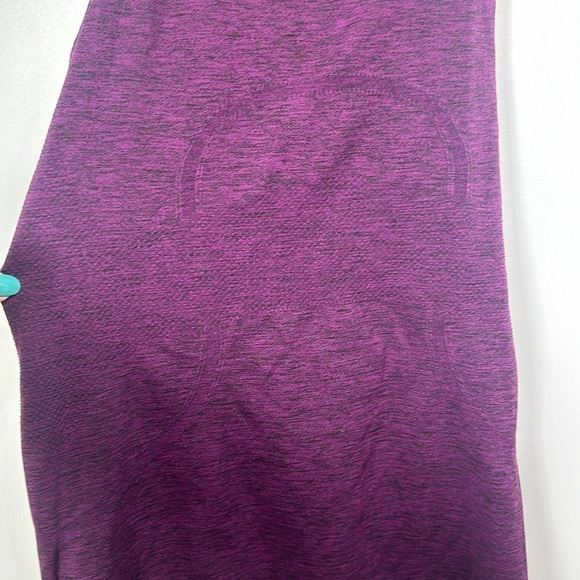 Lululemon Swiftly Tech Purple razorback tank top size 6 - Picture 3 of 8